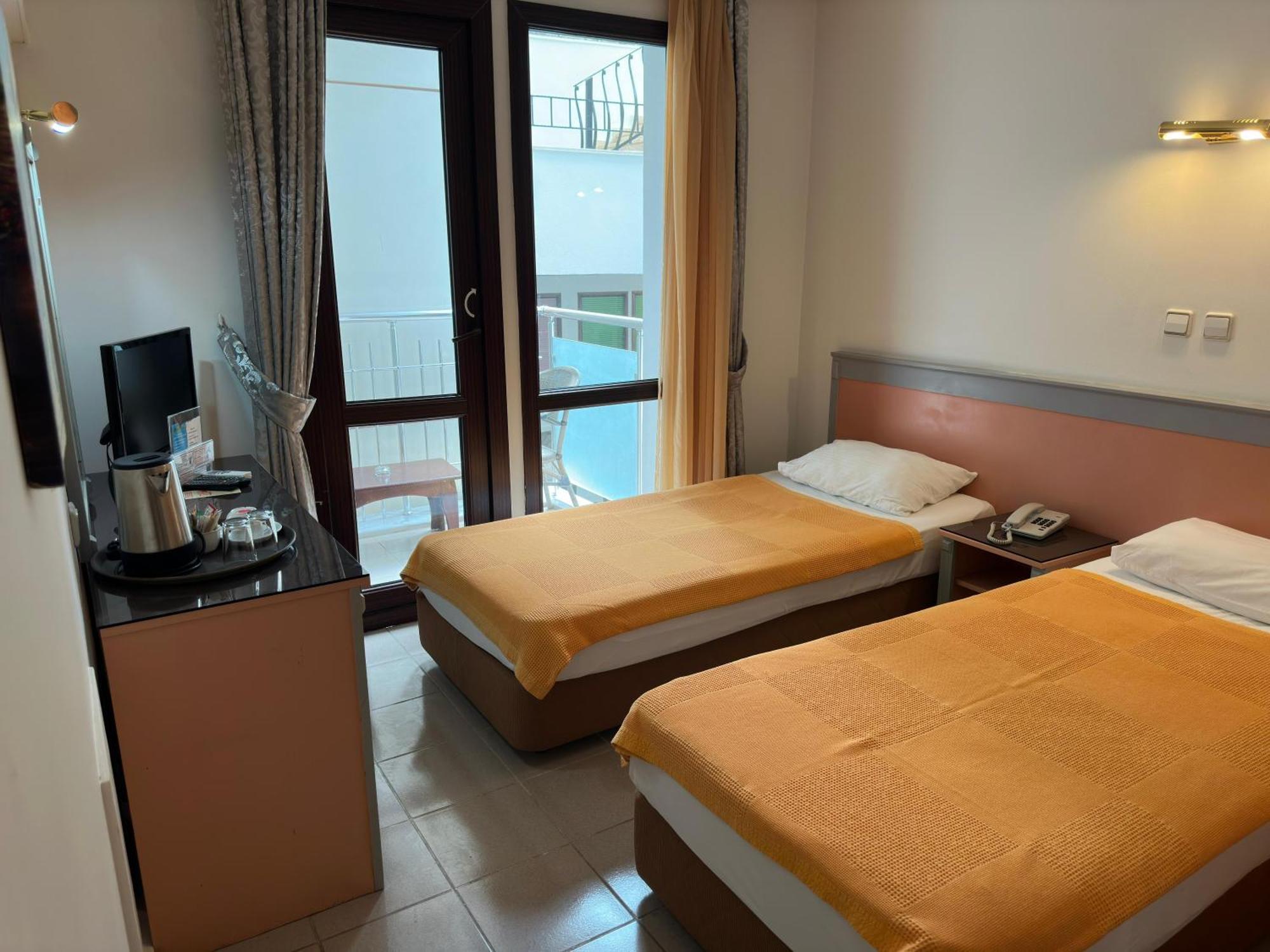 Ata Park Hotel Fethiye Exterior photo