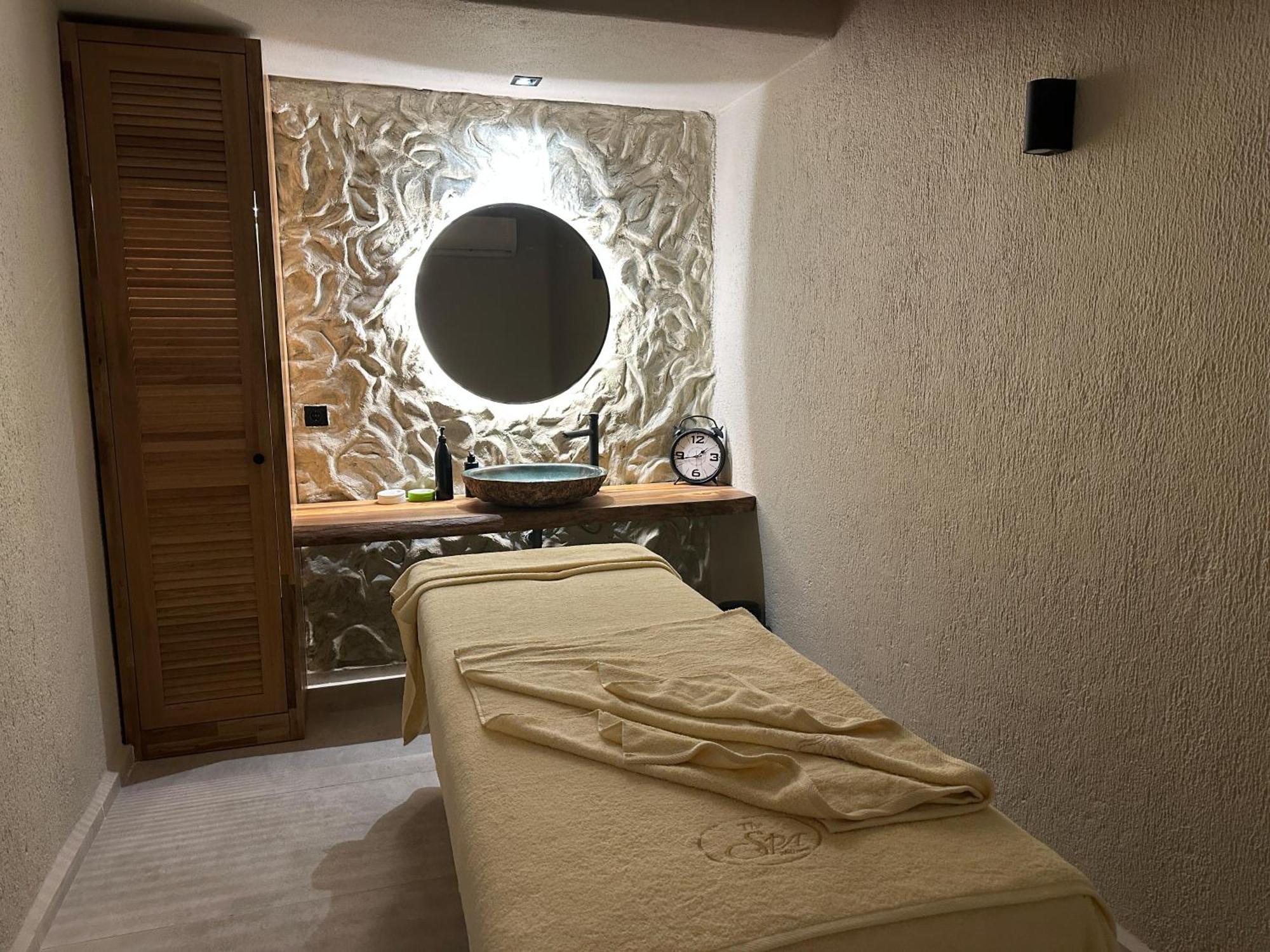 Ata Park Hotel Fethiye Exterior photo